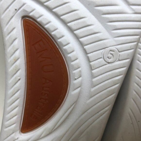 EMU Australia Womens Akala Chukka Ankle Boot Sz 5 - Picture 8 of 8